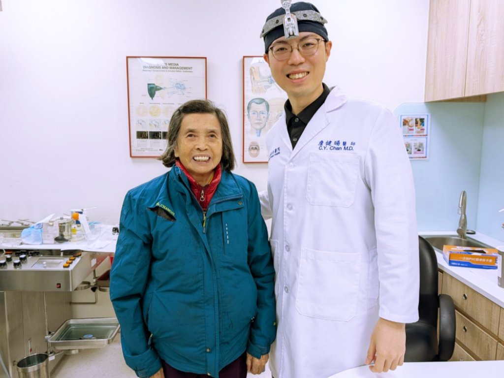 九旬阿嬤飽受鼻竇炎之苦　「微創內視鏡手術」局部麻醉除黴助高齡病人重拾生活品質