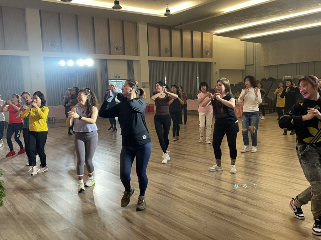 南臺科大跨域創新突破「Inside Flow x《太陽》音樂情境流動成果發表會」 展現健康促進新模式