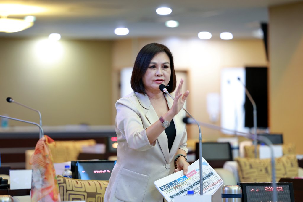 陳亭妃勝出 藍軍：台南民心思變，扶龍王戰勝賴皇！國民黨團力挺謝龍介，走中道才是王道