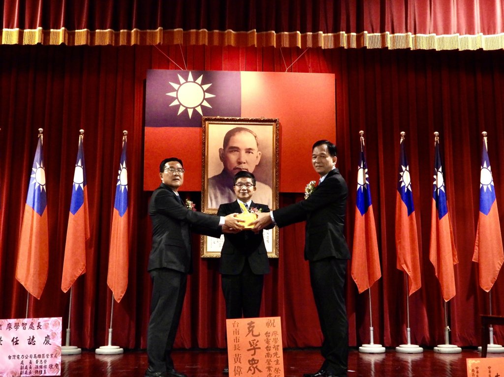 台電台南區營業處長交接 持續穩定台南供電 最堅實經濟後盾