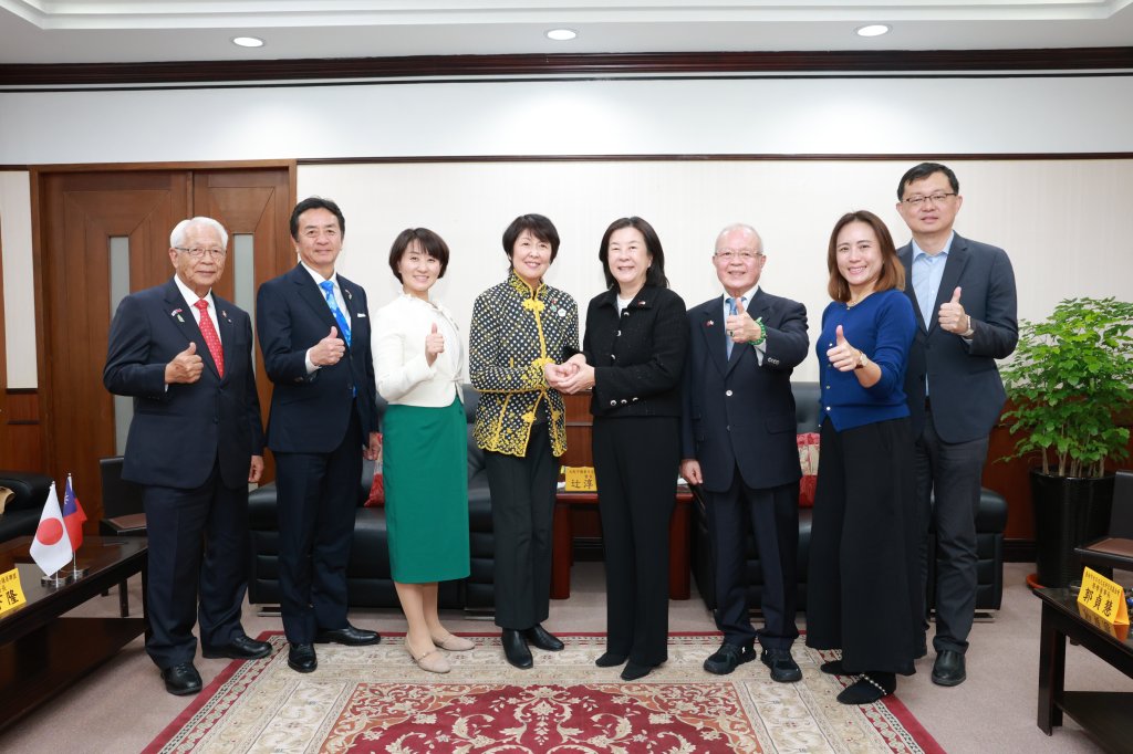 日本大阪市議會日台議員聯盟率團拜訪台南市議會 議長邱莉莉親自接見