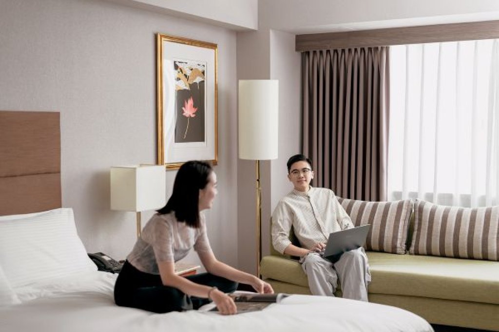 高雄福華飯店冬日遊樂園SUPER YOU大港巡航住房專案及餐飲社群優惠 