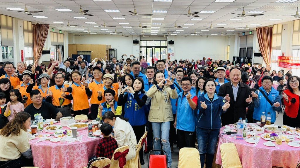 二路元帥慈善發展協會、救國團安平區團委會愛心滿滿  讓弱勢朋友寒冬中受到溫暖