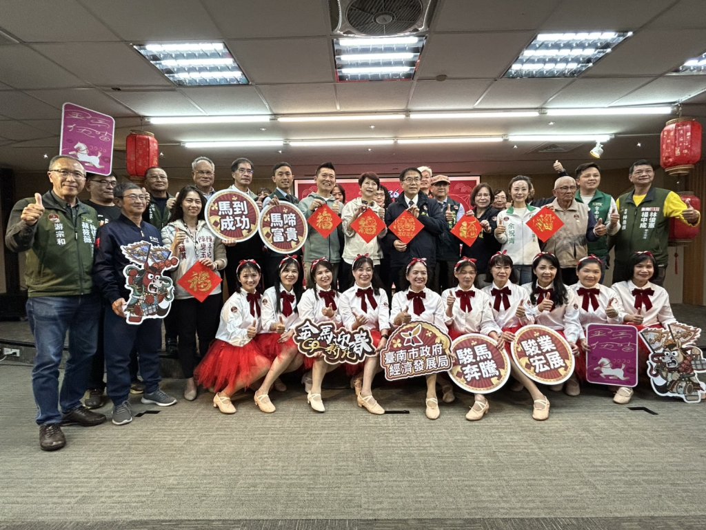 金馬迎春GO新化 黃偉哲邀市民來逛台南歷史最悠久的新化年貨大街