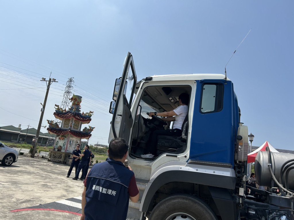 從事故結構檢視防制重點 南市道安會報以3E策略深化源頭管理