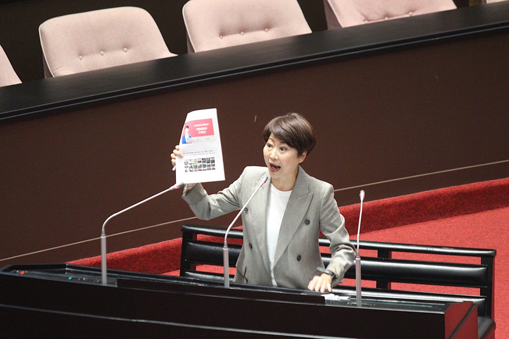 中央總預算卡關衝擊台南 陳亭妃點名謝龍介：政治惡鬥不該讓市民承擔