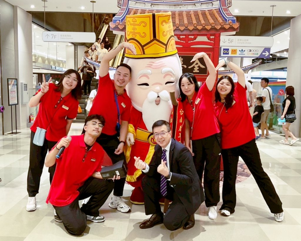 祈福納喜、增添好運　竹北遠百春節檔期「鹿耳門媽祖×限定來店禮×萌馬互動」三大亮點一次看