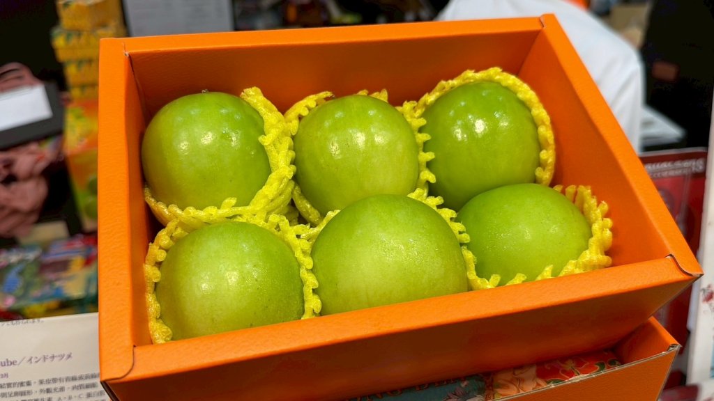 駐新加坡大使喜報佳音 台南蜜棗在星狂銷供不應求