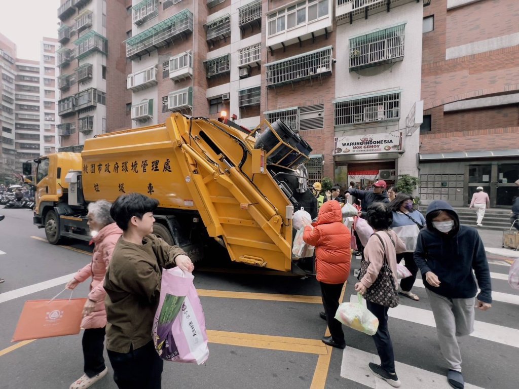 過年前夕垃圾收運「馬」不停蹄 桃園乾淨迎新春