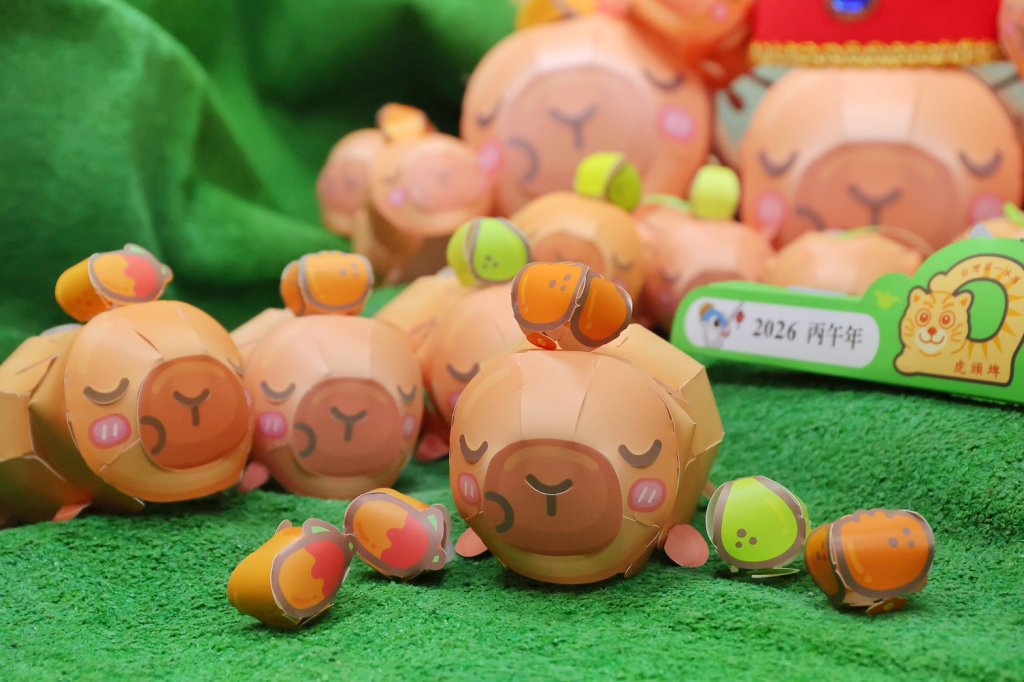 2026卡比胖拉小提燈2/27起限量發送 觀旅局三處埤塘風景區及西市場均可領取