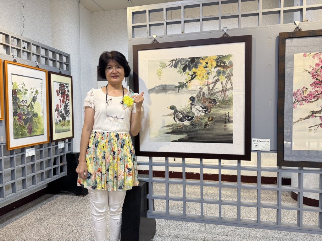 台南市北門區三寮灣東隆文化中心舉辦「羽墨生香」羅色惠師生作品聯展