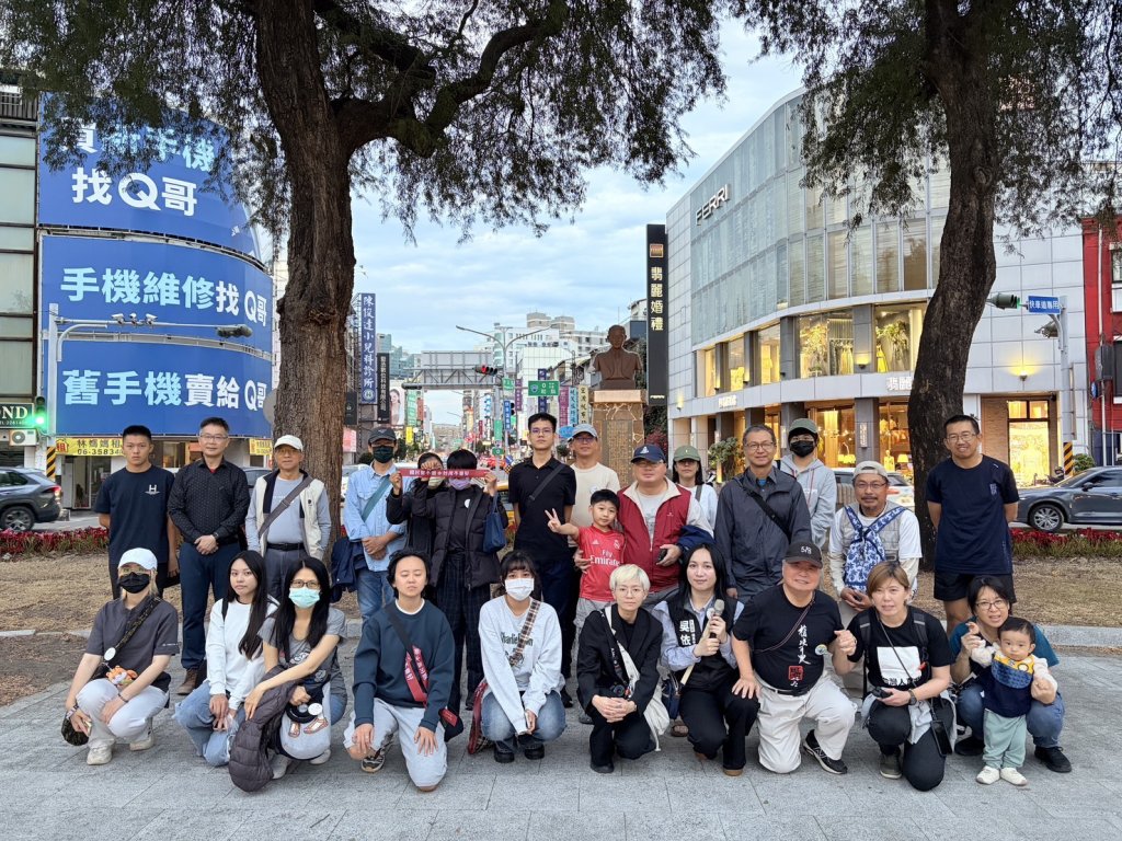 市議員參選人吳依潔舉辦「二二八人權地景走讀」系列活動 吸引多人參加