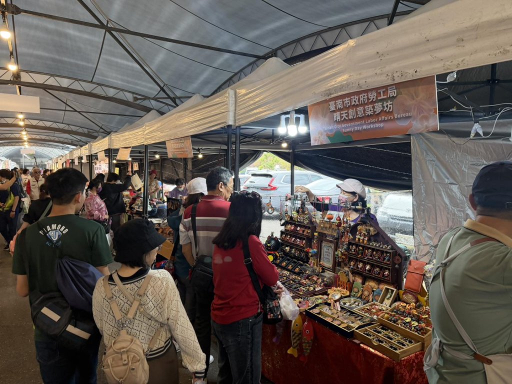 勞工局晴天坊在2026國際蘭展設攤 歡迎民眾前往參觀購買