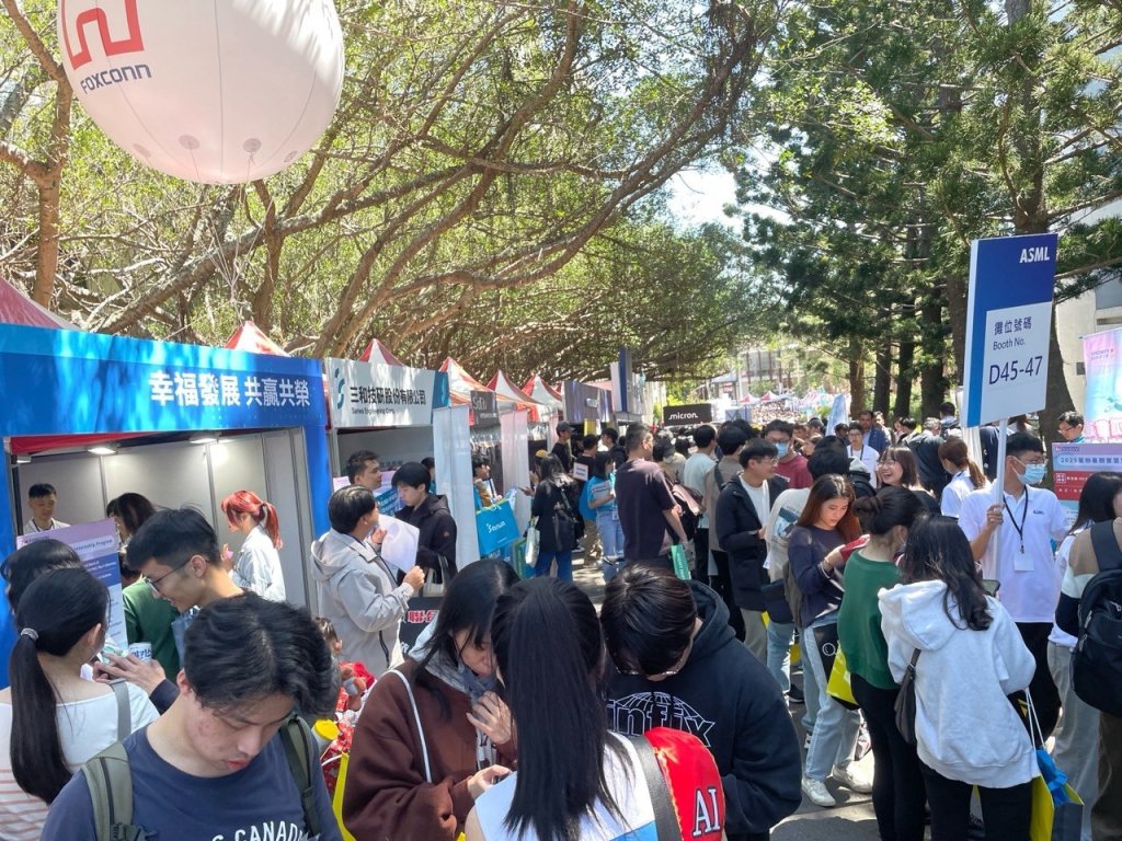 協助大專青年順利銜接職場　桃竹苗分署攜手20校舉辦大型校園徵才博覽會共計釋出逾5萬個工作機會