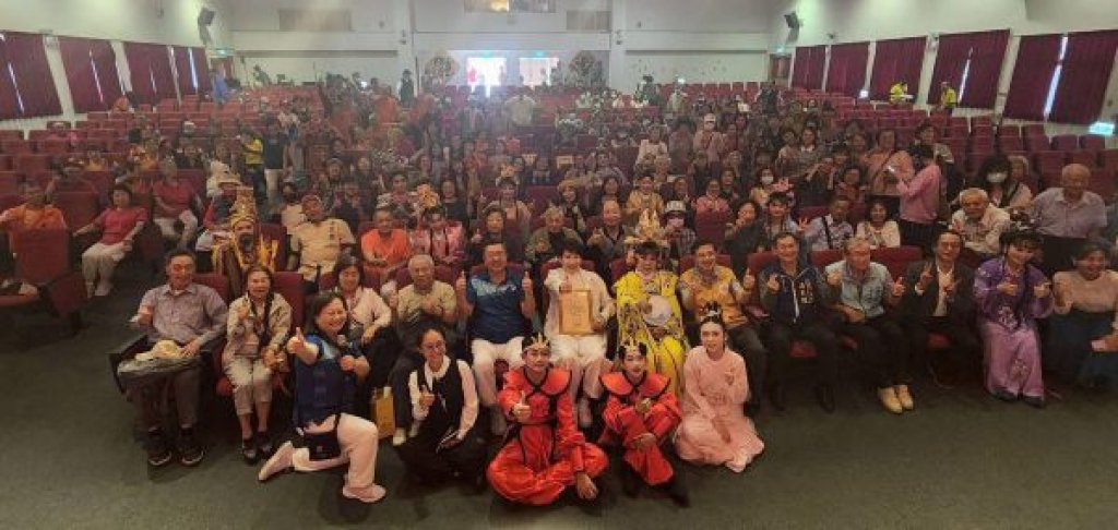  歡慶38國際婦女節 歌仔戲與高雄榮家的美好相遇