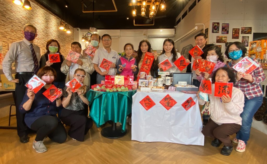 中油結合靜心生技、海峰藝術喜迎吉祥兔，異業合作共創疫情後複合商店與美容保養服務三贏成果