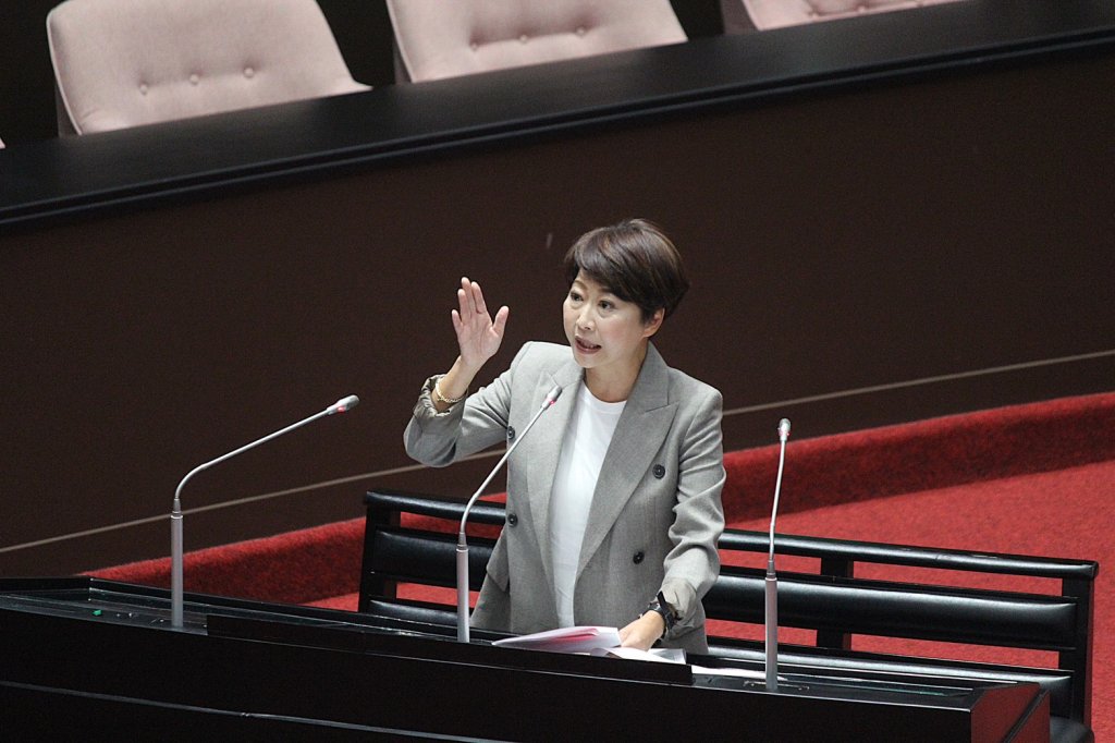 陳亭妃力挺台南農漁民！解讀天災救助新制爭取特產額外補助