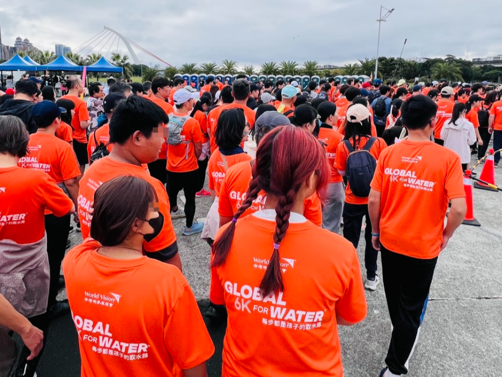 為世界另一端而跑的6公里　屏東青少年在人生不平坦的起點上，踏出改變的力量