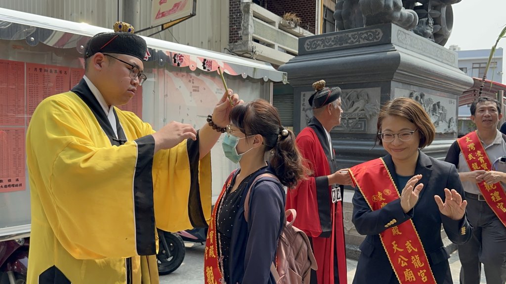 大臺南凌霄寶殿武龍宮文昌祈福法會登場 近千學子前往祈願金榜題名