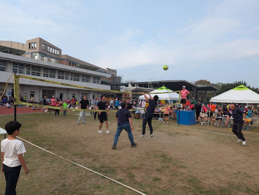 臺南市體育局推動區特色體育活動 六甲區南六盃草地排球錦標賽活力開打