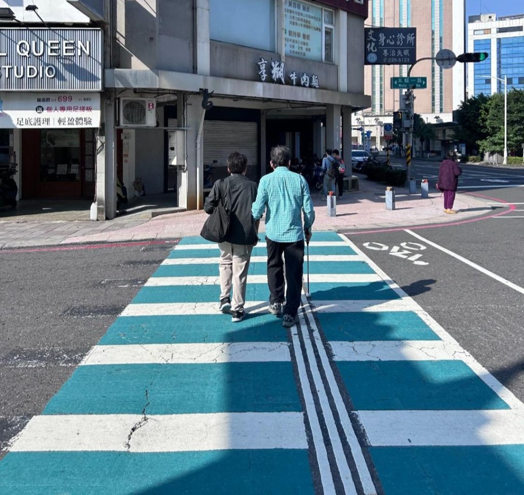 高雄再增11處「布穀鳥鳴蟋蟀聲」 聽聲音過馬路讓視障者更安心