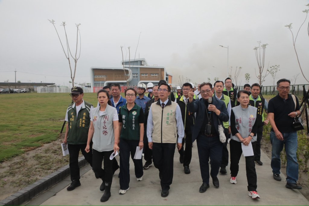 斥資超過4億！閒置土地華麗轉身 黃偉哲視察全台首座「公園化」動保教育園區
