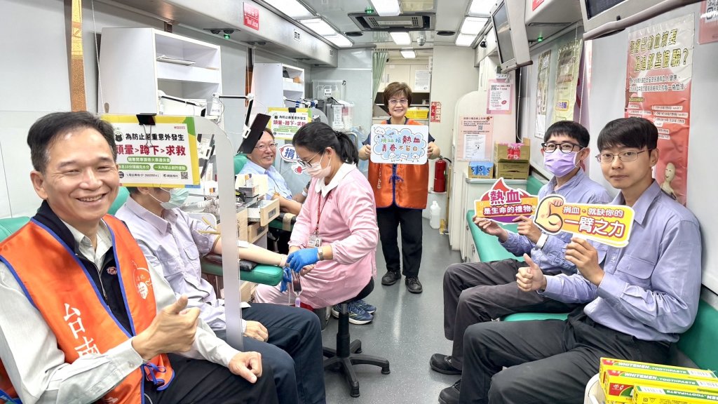 台電台南區處舉辦公益捐血活動 員工熱情捐血百袋獻愛心