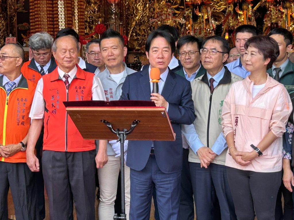 總統賴清德回到臺南大票倉 為永康武龍宮揭匾 盼丙午年能風調雨順
