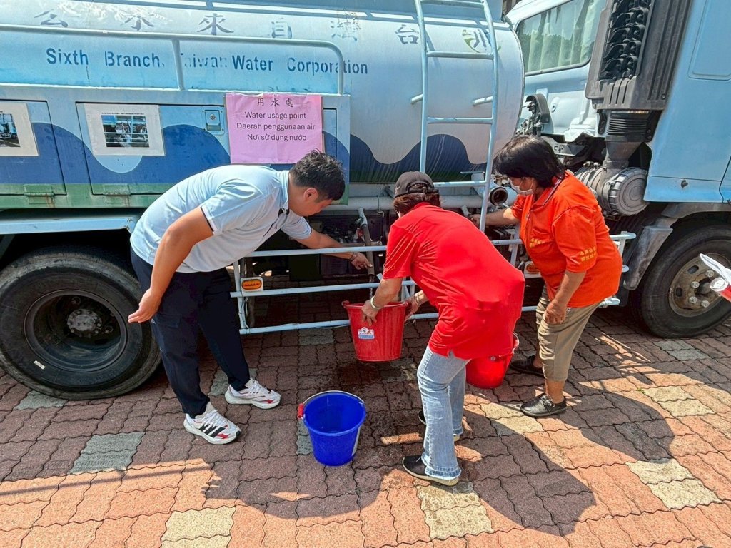 因應極端氣候 安南區公所攜手南興里辦理自主防災演練 提升社區防災韌性