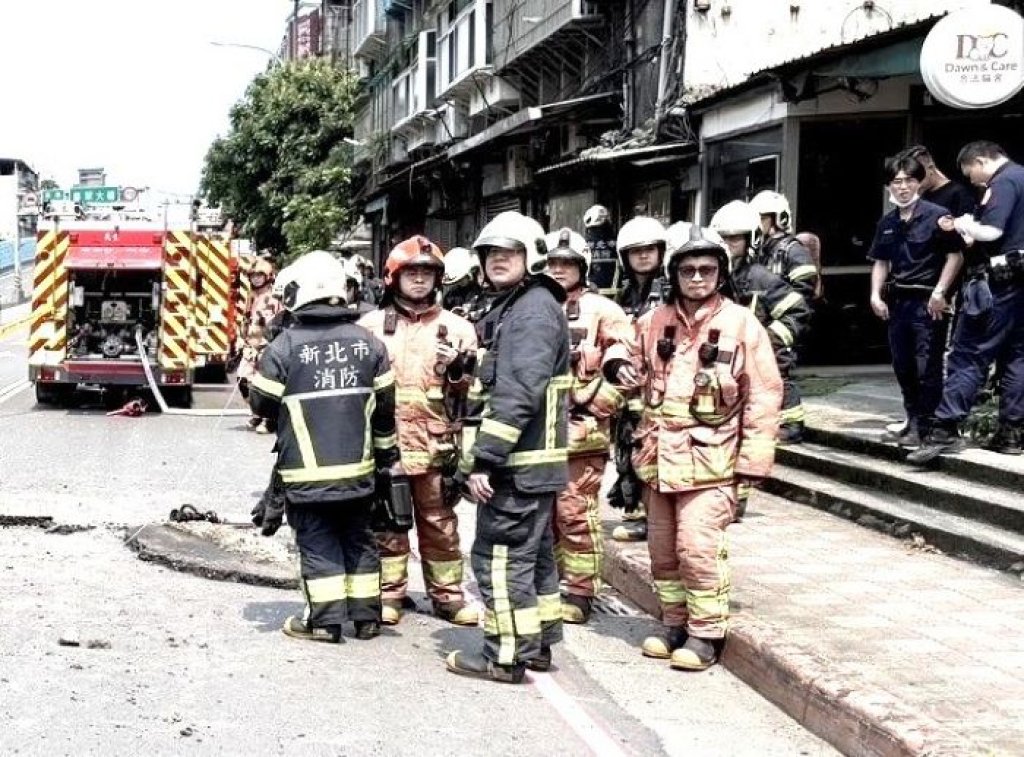 新北板橋區華翠橋上發生不明原因爆炸幸無人傷亡