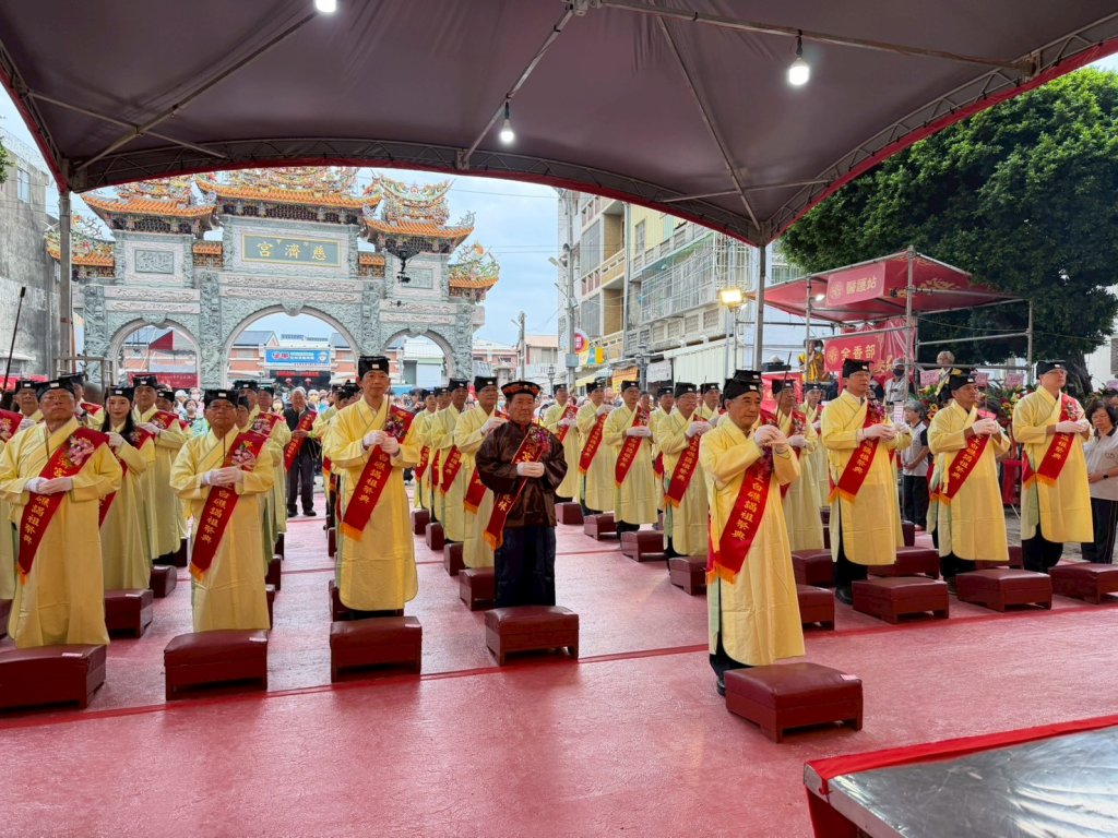 國家重要民俗慶典「學甲上白礁」逾百間宮廟數萬信徒共譜薪火相傳新篇章