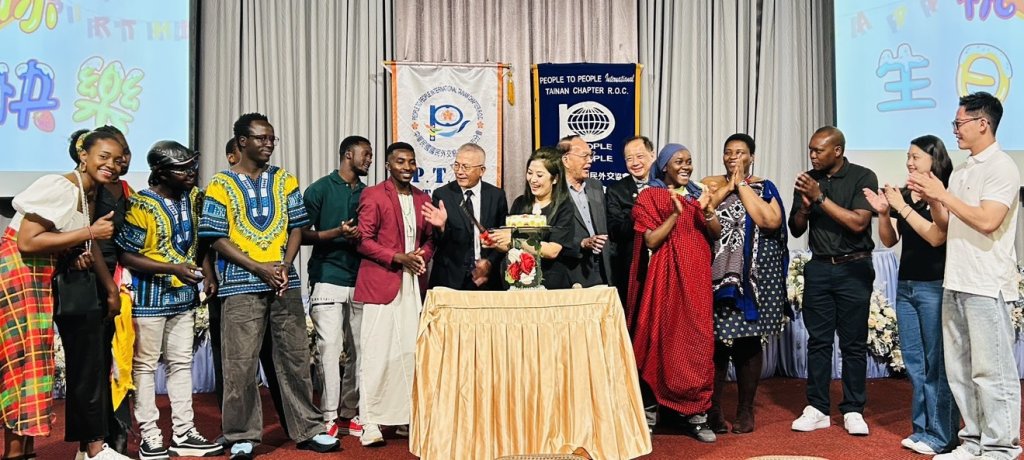 國民外交協會台南市會「留臺宴」交流活動  與6國在臺學生互動