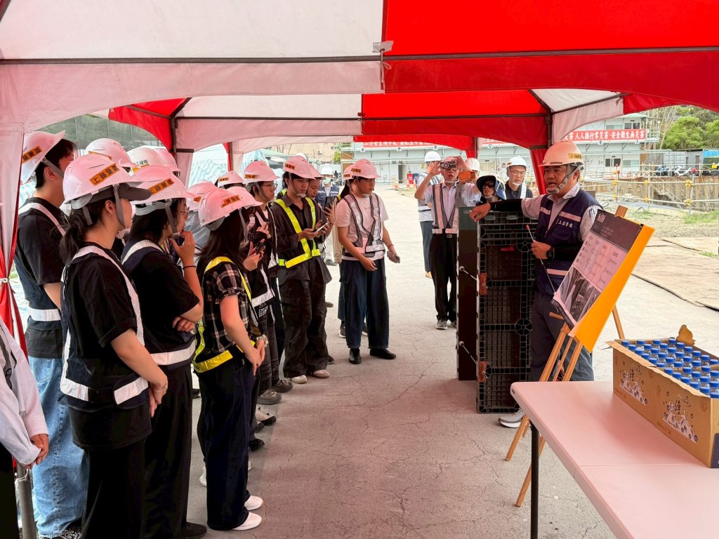 成大建築系參訪臺南高分院工程 深化工程實務與廉政視野