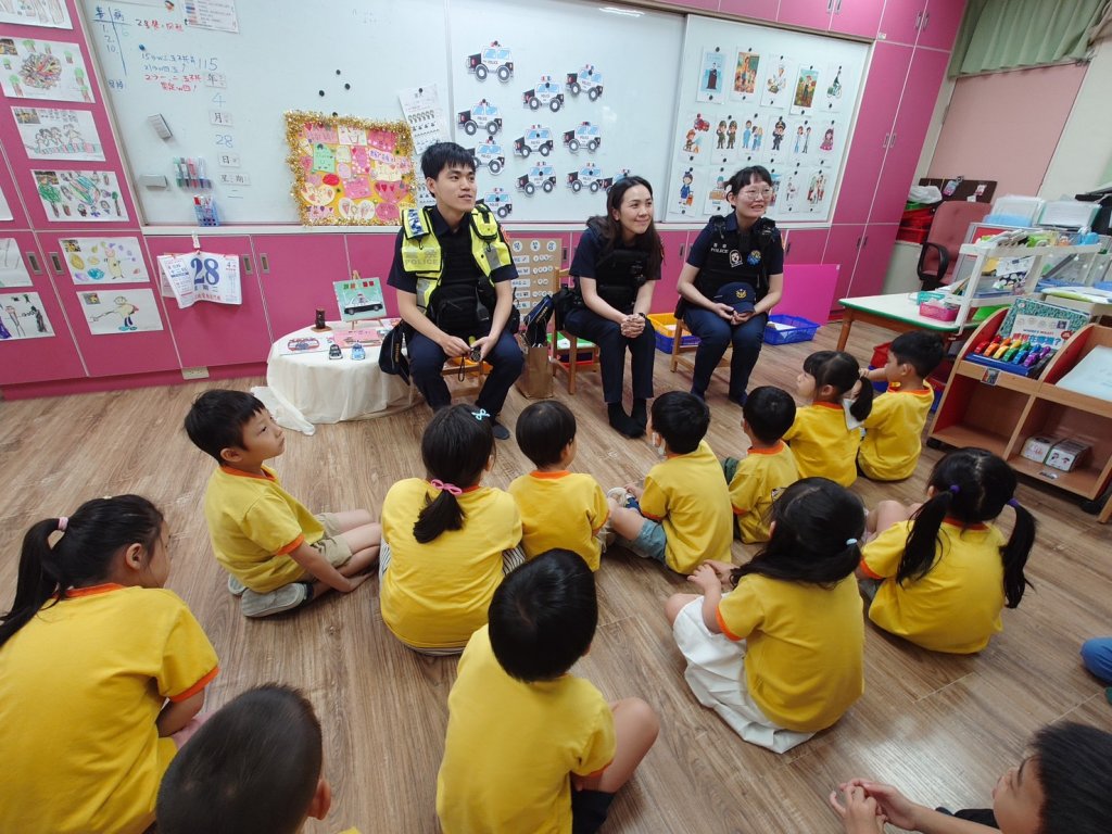 勞動節前夕警入校園宣導　同安國小學童體驗警察工作