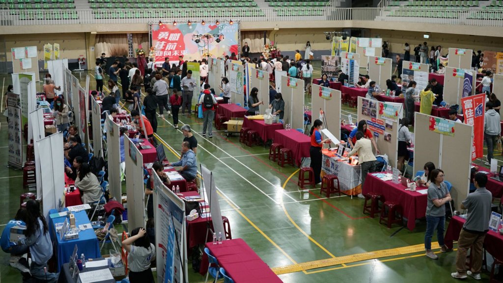 崑山科大打造就業直通車 徵才博覽會助攻青年掌握職涯先機