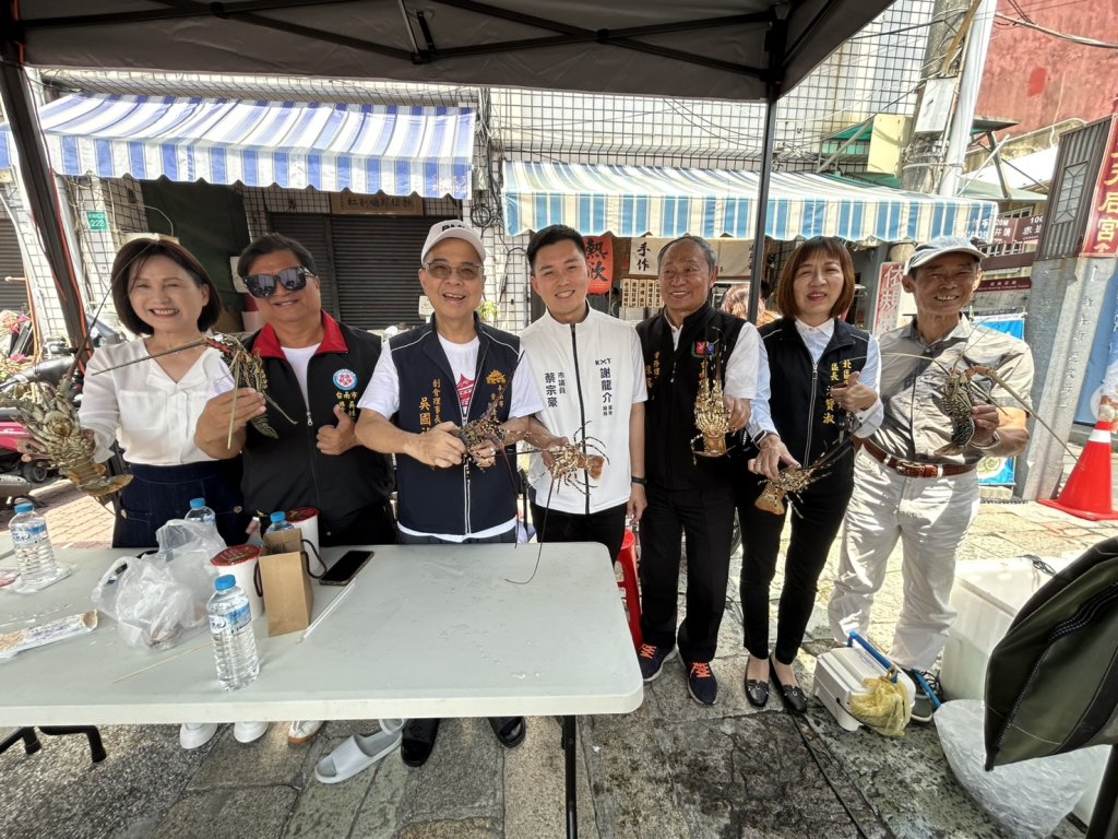 「武廟熱血 愛在台南」祀典武廟攜手宜得家國際舉辦捐血送活龍蝦