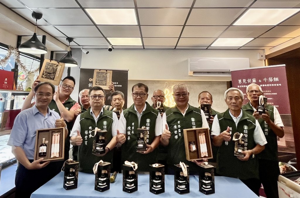 佳里區農會全國首創產銷履歷胡麻油 展現在地農業實力