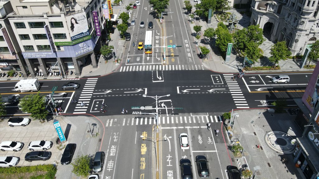 迎接運河百年龍舟賽 安平區華平路優化路平並增設三處左轉專用道