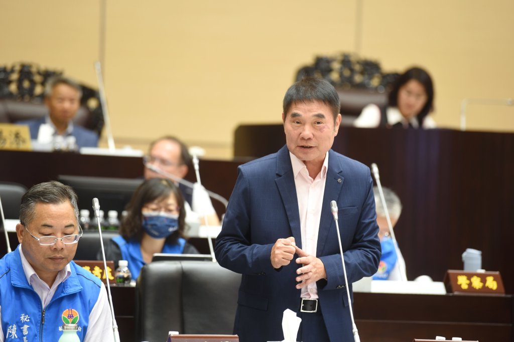 羅貴星、陳春暖總質詢｜ AI智慧治理、 弱勢長照安置 、水果願景、早期療育等議題