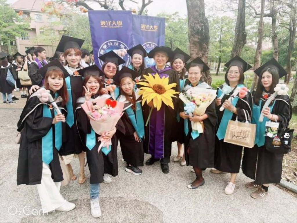  義守大學2026畢業典禮登場　青春啟程迎向未來 跨域學習、AI教育與國際視野　培育新世代人才勇敢逐夢 