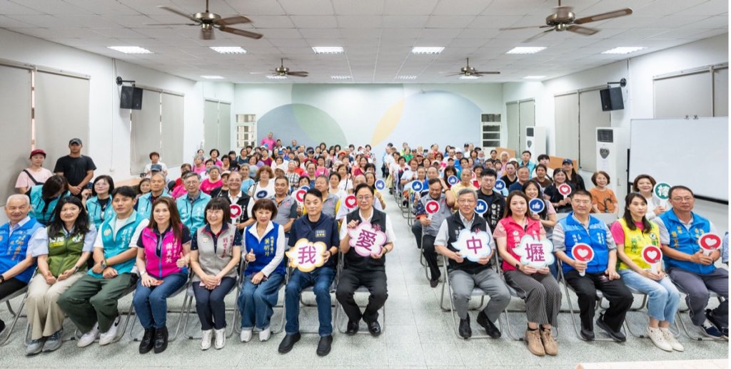 內壢國小周邊人行道完工　張善政：打造友善通學廊道
