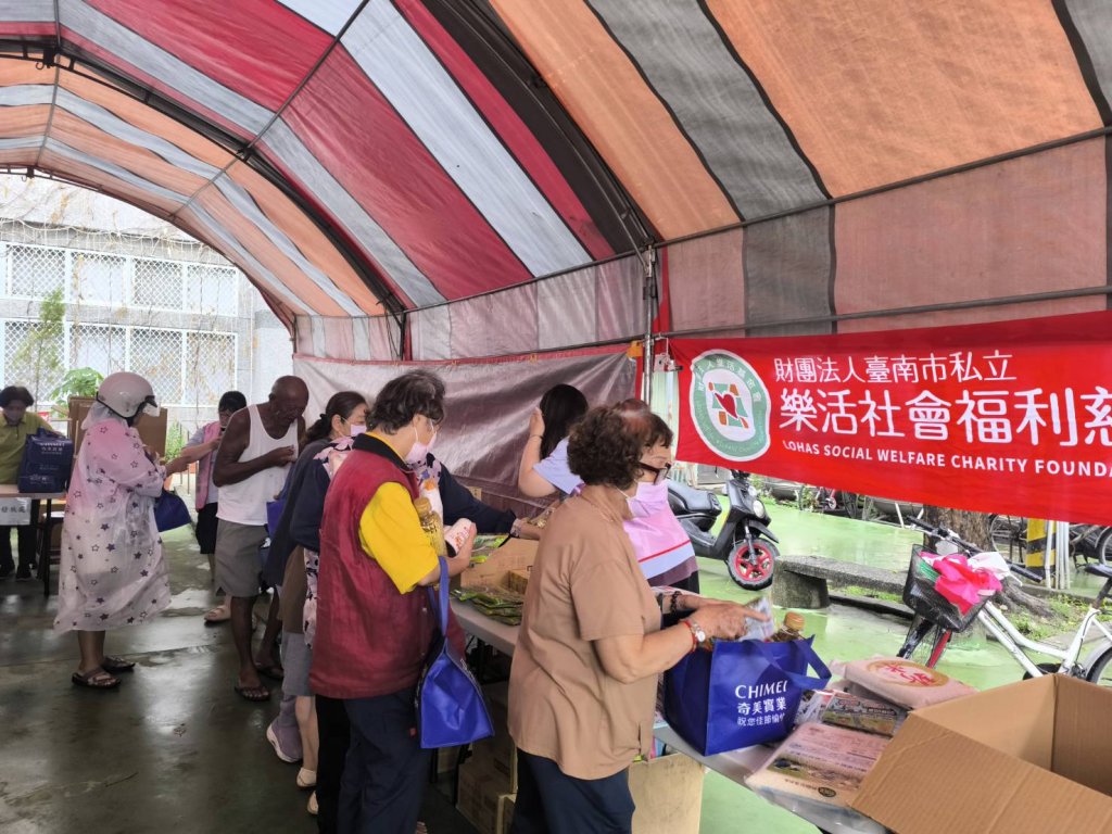端午佳節情深義粽 仁德區公所與奇美實業關懷傳愛