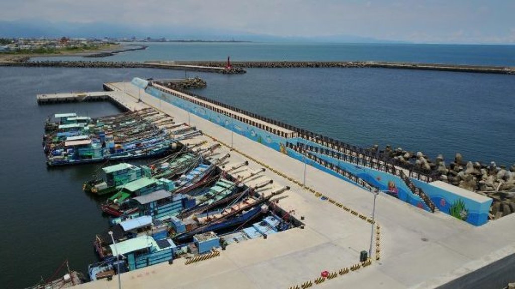 海洋局中芸漁港  榮獲優良農業建設工程獎
