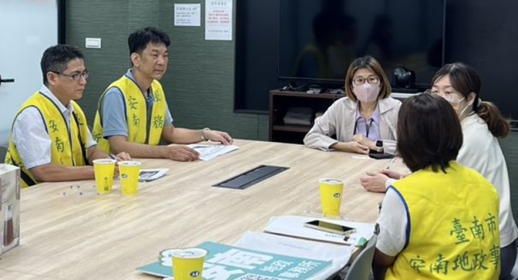 大型預售屋建案進入對保期 安南地政會同地政局主動輔導業者並宣導交易安全