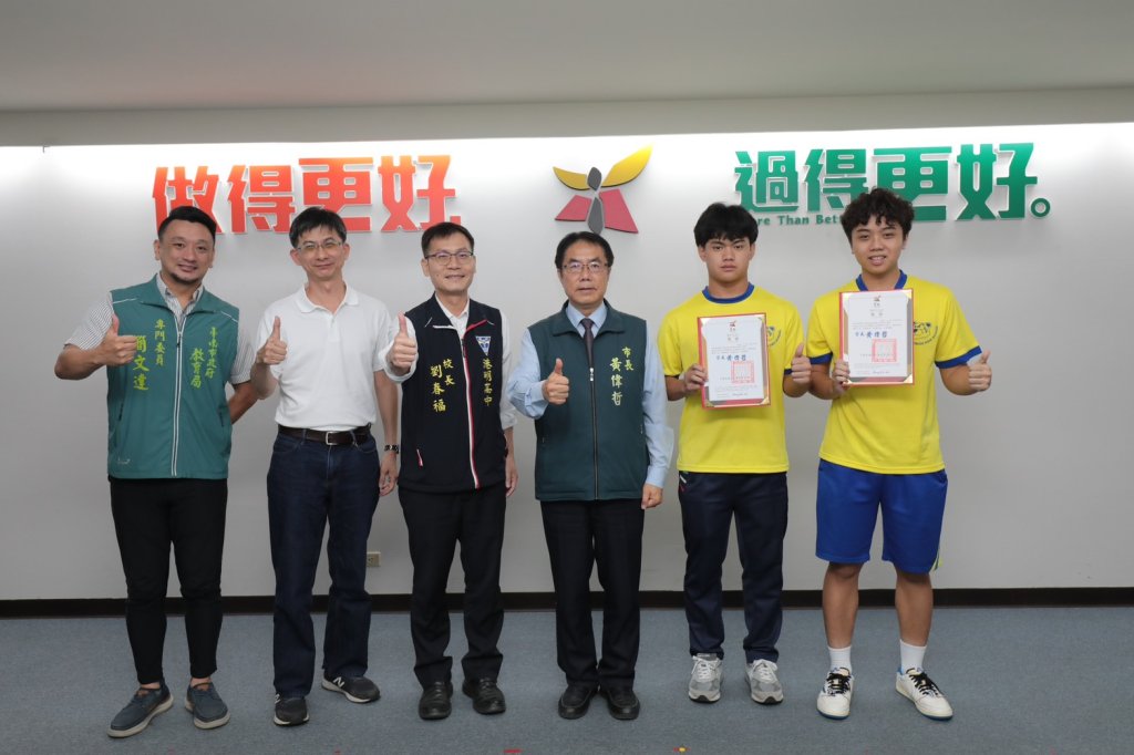港明高中學生赴美摘下FTC世界賽控制獎第2名 黃偉哲表揚為臺南爭取榮耀