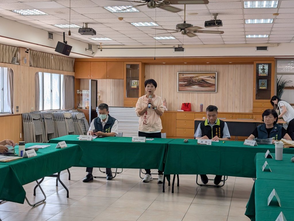 陳亭妃淹水後馬不停蹄召開東區排水檢討會 全力降低極端氣候淹水風險