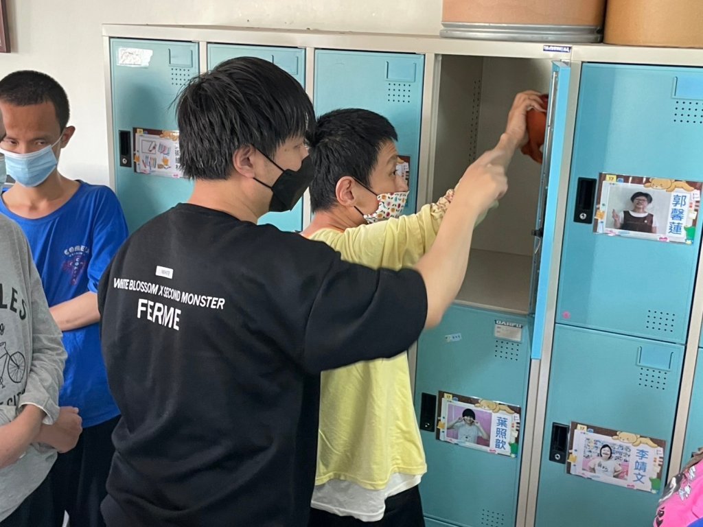 黃偉哲8年深耕身障社區服務 讓身障朋友在熟悉社區安定生活