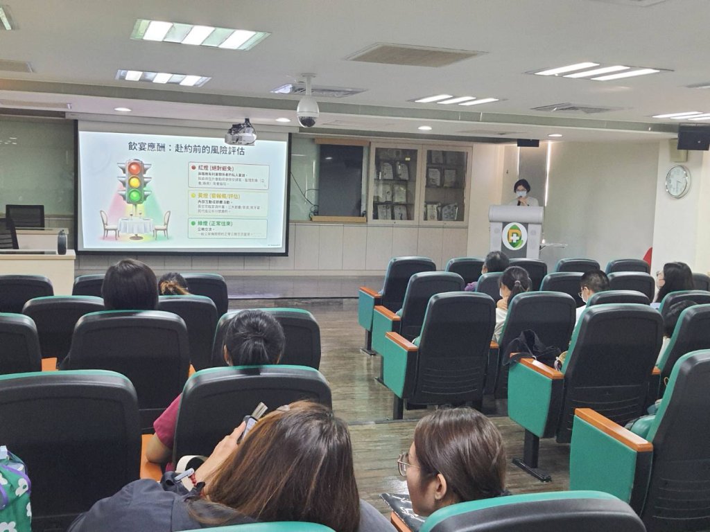 醫病守護與廉潔同行！　屏東醫院新進人員講習 聚焦「廉政法紀與病人隱私保護」