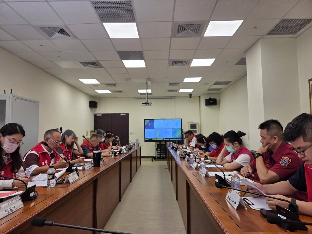 泰安鄉公所召開颱風整備會議｜全面盤點防災資源籲鄉親提前做好防颱準備