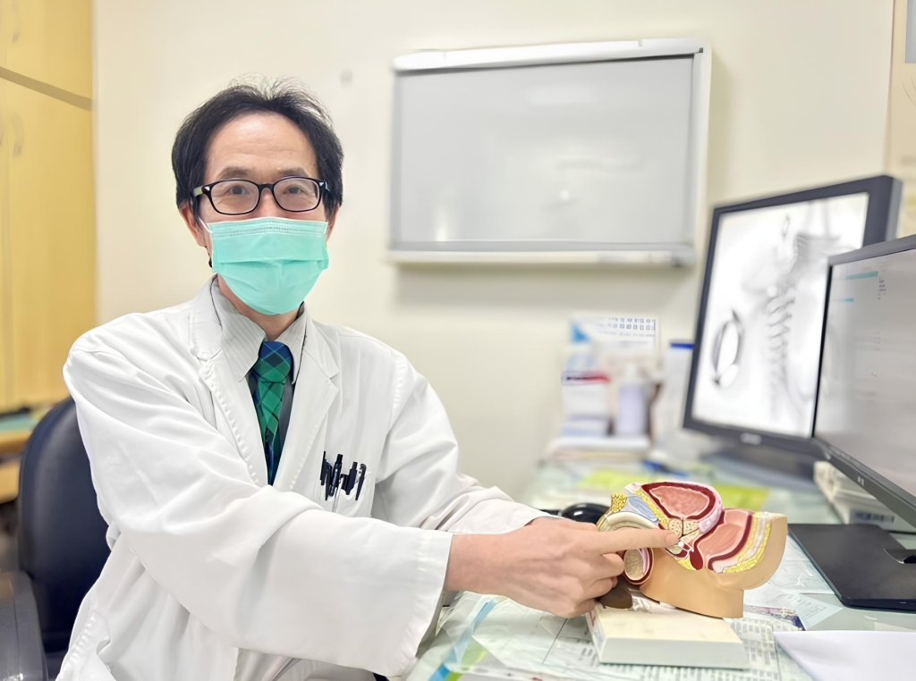 已接受攝護腺肥大雷射手術　醫籲術後持續追蹤檢查PSA指數才得以及早發現潛藏的攝護腺癌病灶